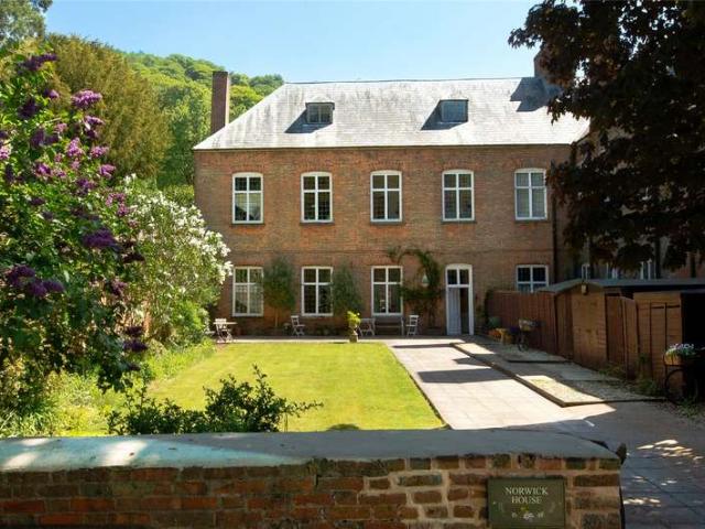 House for sale in Crowcombe
