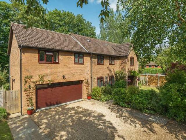 House for sale in Busbridge, Fole