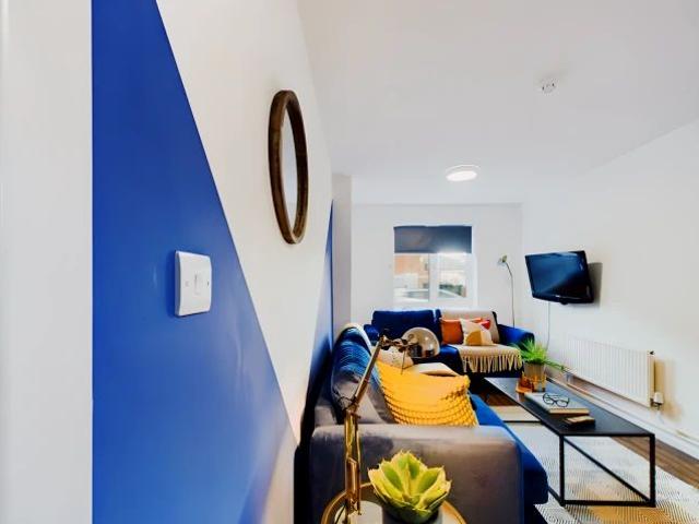 Room for rent in Little Chester, East Midlands