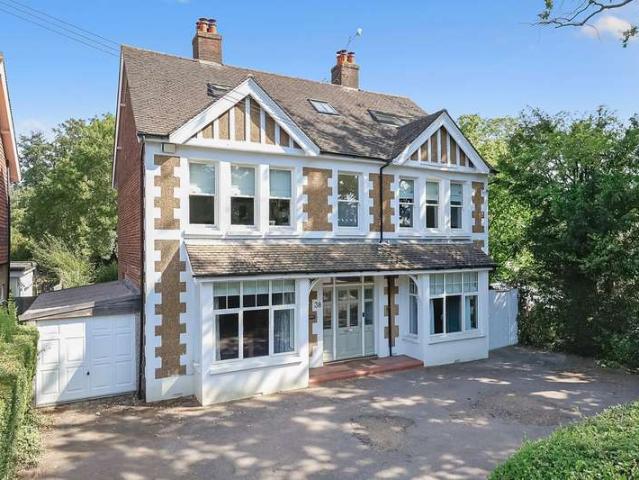 House for sale in Red Hill, Surrey
