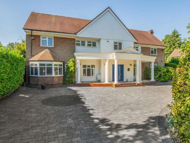 House for sale in Daws Hill, Cressex