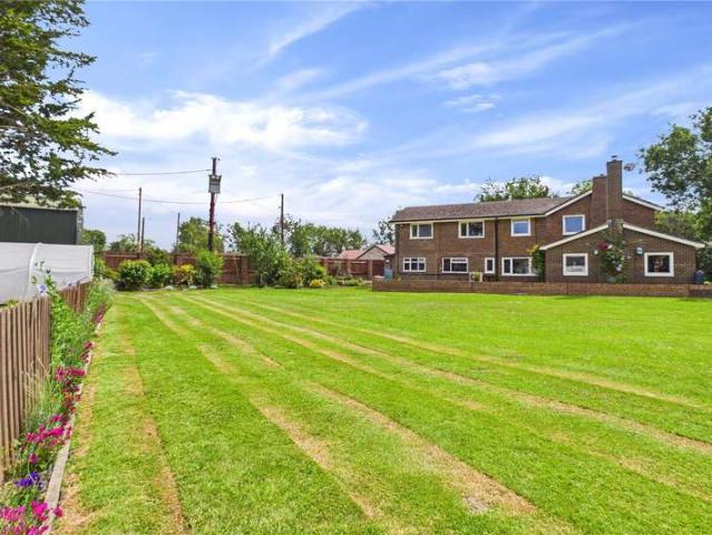 House for sale in Reading, West Berkshire