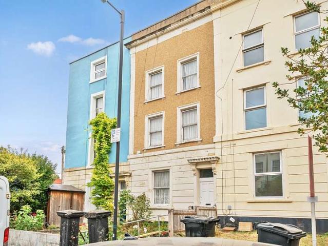 House for sale in Feckenham, City Of Bristol