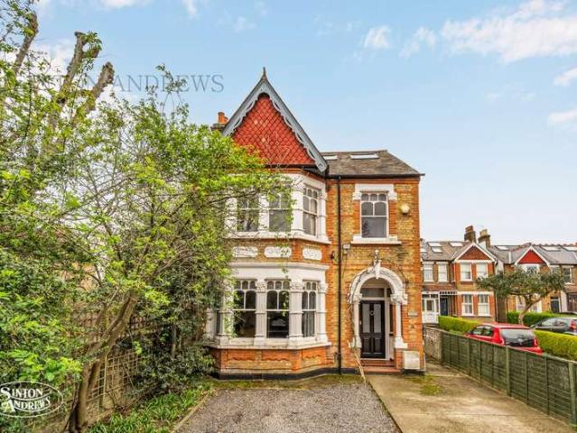House for sale in London Borough of Ealing, Hanwell