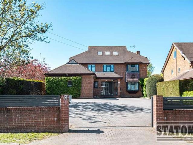 House for sale in South Mimms and Ridge, Hertfordshire