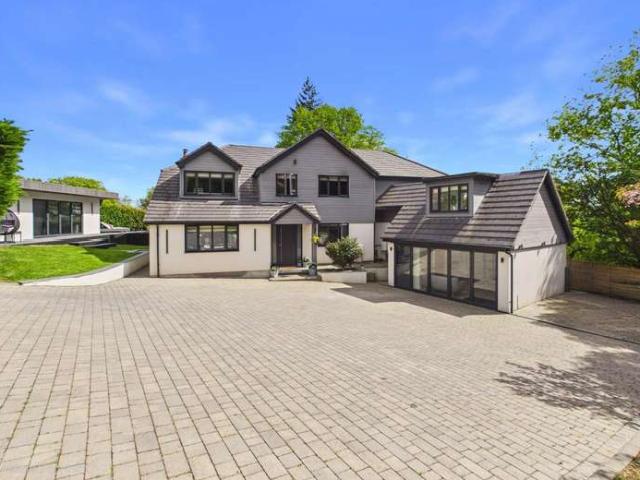 House for sale in Ashmore Green, West Berkshire
