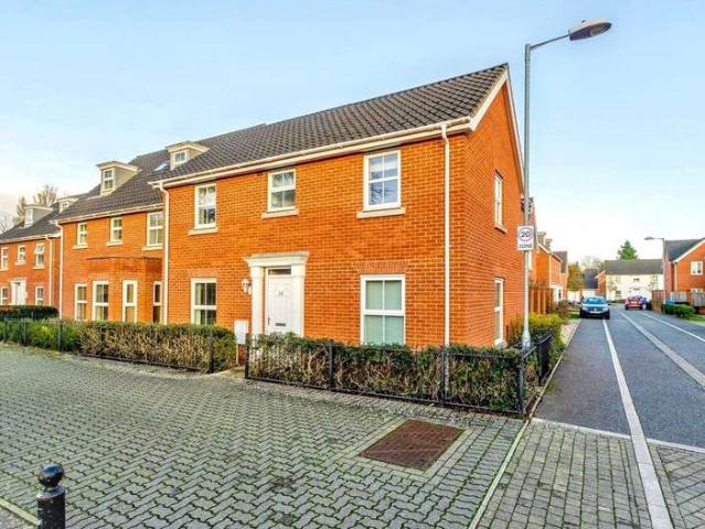 House for rent in Earlham Rise, East Bank