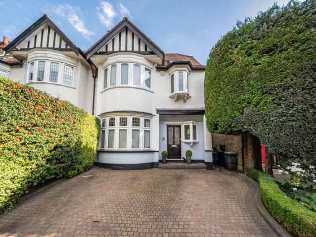 House for sale in London Borough of Barnet, Greater London