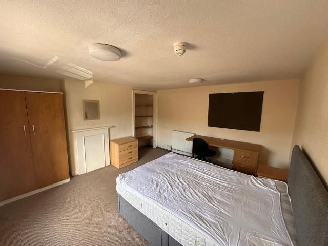 House for rent in Kings Barton, Gloucester