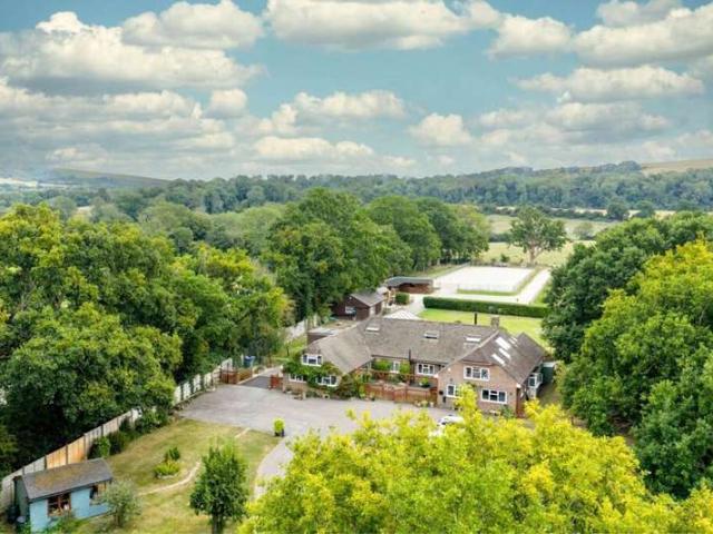 House for sale in Storrington and Sullington, Horsham