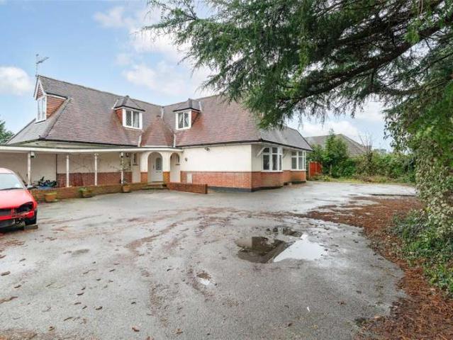 House for sale in Corfe Mullen