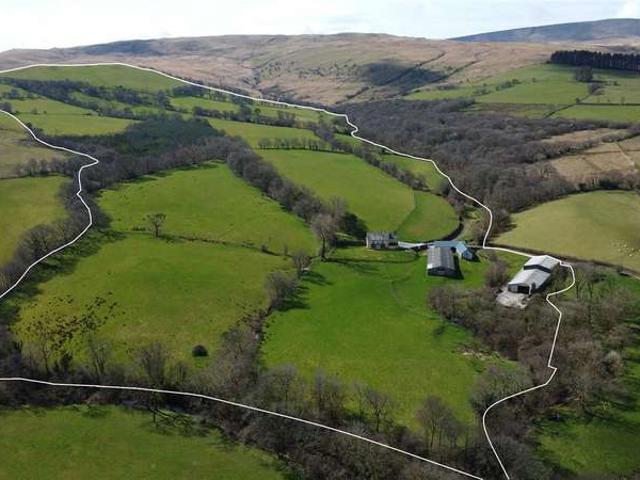 House for sale in Felin Crai