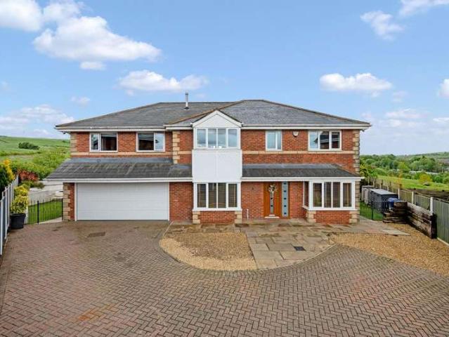 House for sale in Blacksnape, Darwen