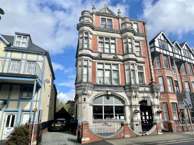 House for sale in Llandrindod Wells