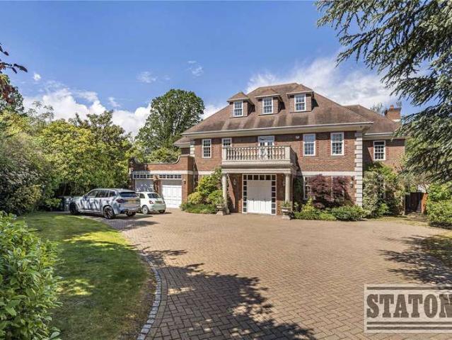 House for sale in Winchmore Hill, Palmers Green