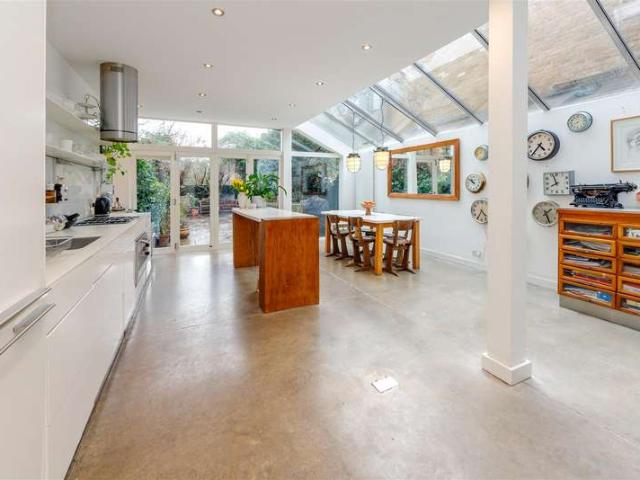 House for sale in Gospel Oak, Greater London