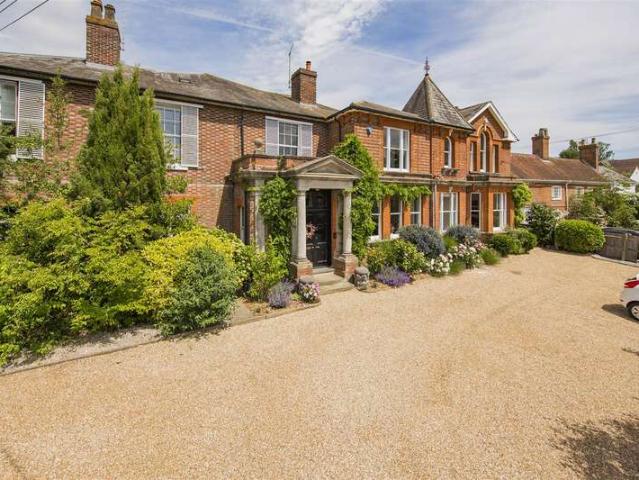 Cottage for sale in Bourne Vale, Kent