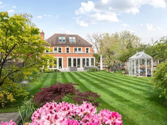 House for sale in Buckler's Park, Crowthorne