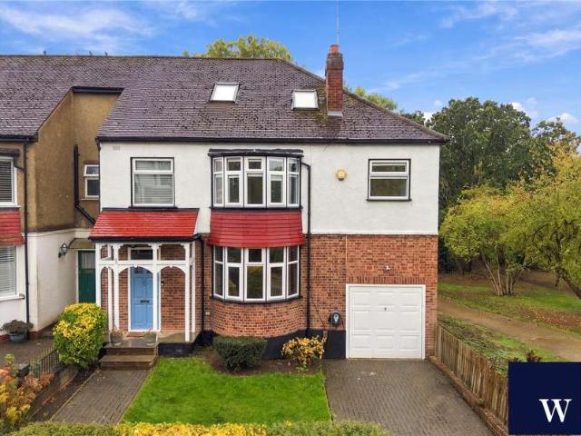 House for sale in London Borough of Barnet, Greater London