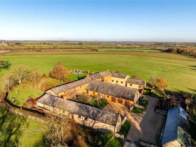 House for sale in Helmdon, Northamptonshire