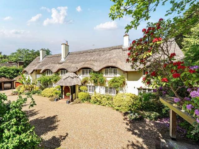 House for sale in Sheerwater, Woking