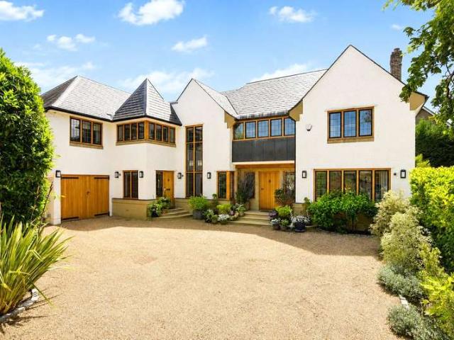 House for sale in Westborough, Surrey