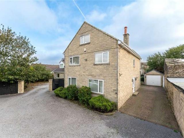 House for sale in Allerton, West Yorkshire