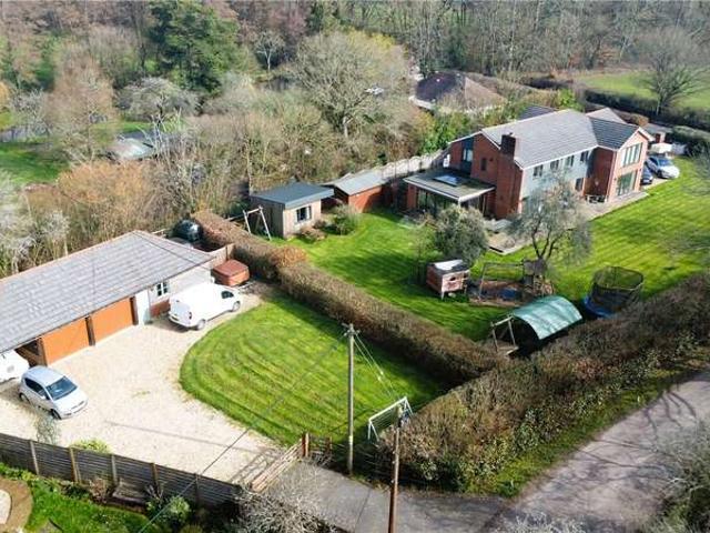 House for sale in Barton Stacey, Hampshire