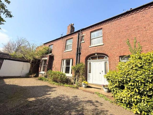 House for sale in Weston, Halton