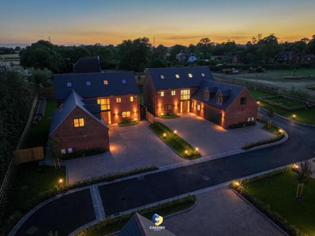 House for sale in Allesley, West Midlands