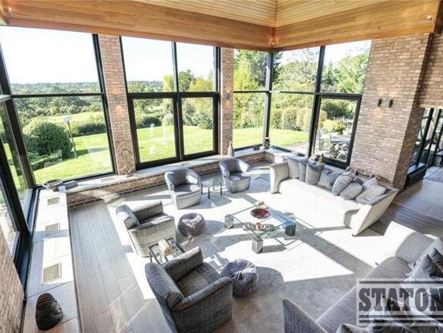House for sale in Totteridge, Greater London