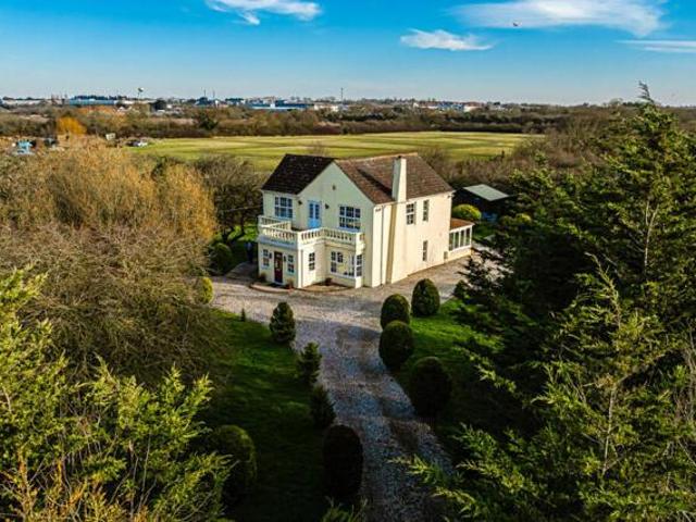 House for sale in Basildon, Crays Hill