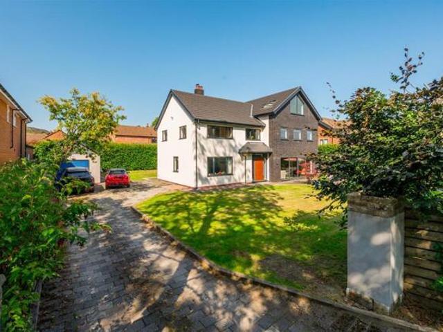 House for sale in Hazelhurst, Bury