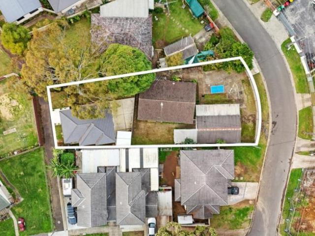 House for sale in Cartwright, New South Wales