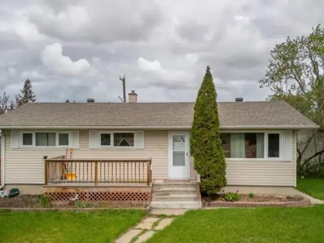 House for rent in Wedgewood, Alberta