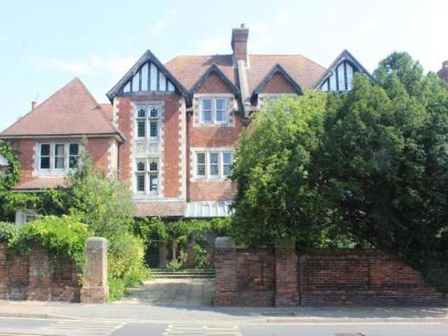 House for rent in Upperton, Eastbourne