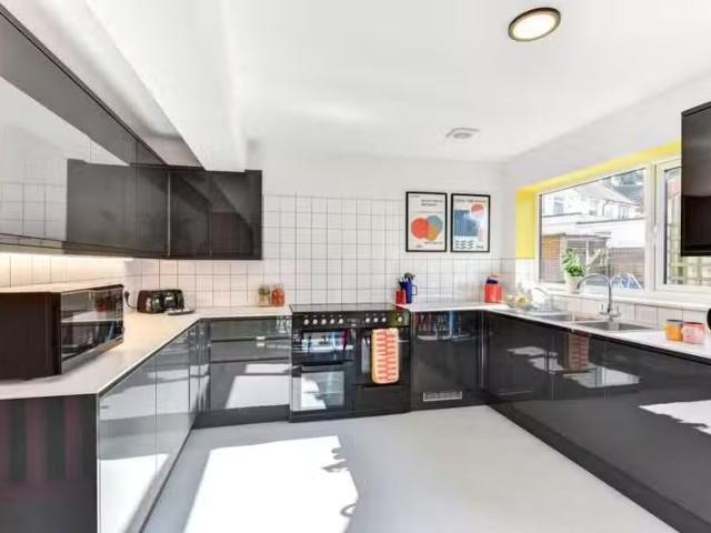 House for rent in Bath And North East Somerset