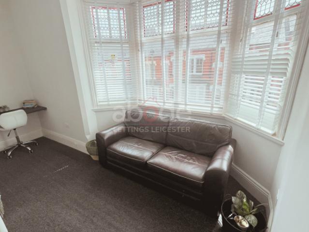 House for rent in Pinfold, Leicestershire