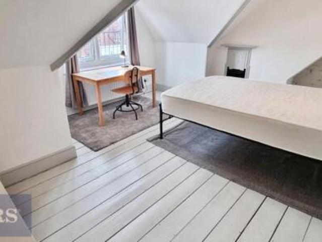 House for rent in Newtown, Exeter
