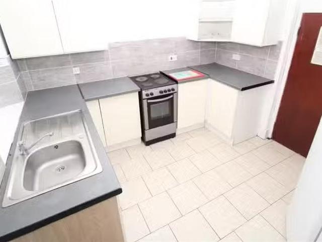 House for rent in Pontypridd, Wales