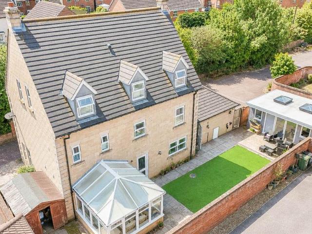 House for sale in Worle, Weston-super-mare