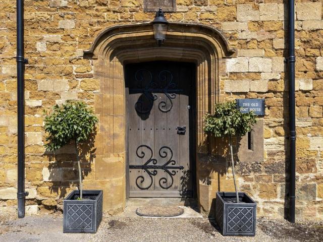 House for sale in Evershot, Oxfordshire