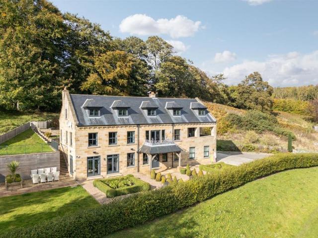 House for sale in Sandsend, North Yorkshire