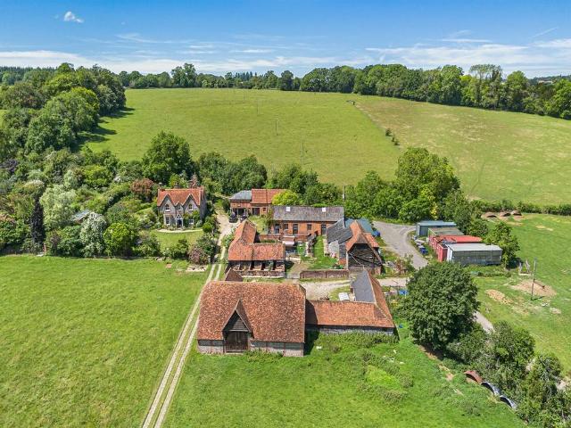 House for sale in Basildon, Lower Basildon