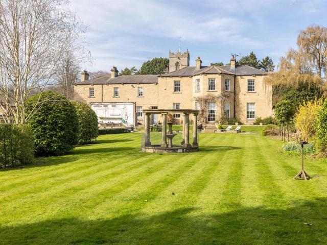 House for sale in Thornton-le-dale, North Yorkshire