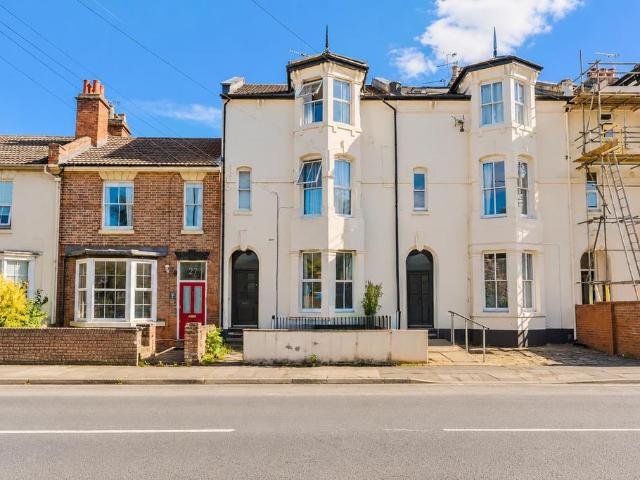 House for sale in Sydenham, Warwick