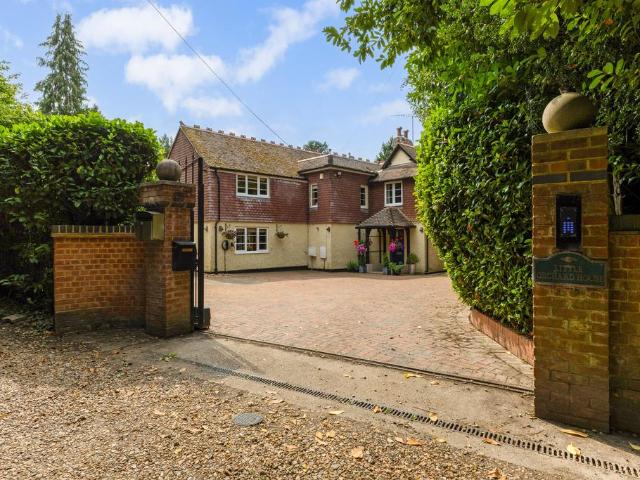House for sale in Bolton Low Houses, Hampshire