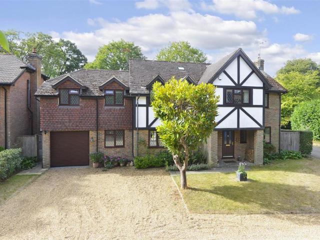 House for sale in Busbridge, Waverley