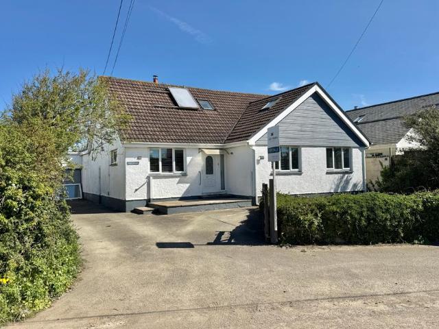 House for sale in St Eval, Cornwall