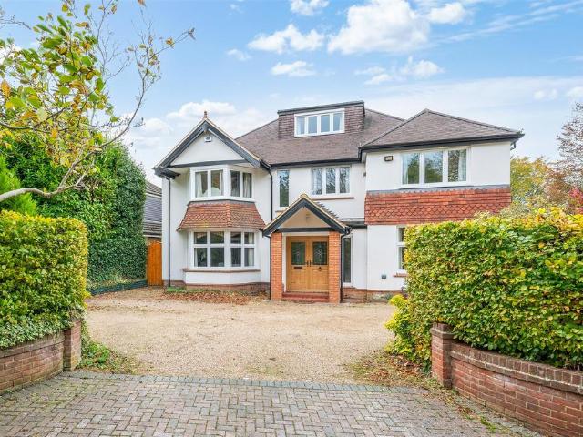 House for sale in Red Hill, Surrey